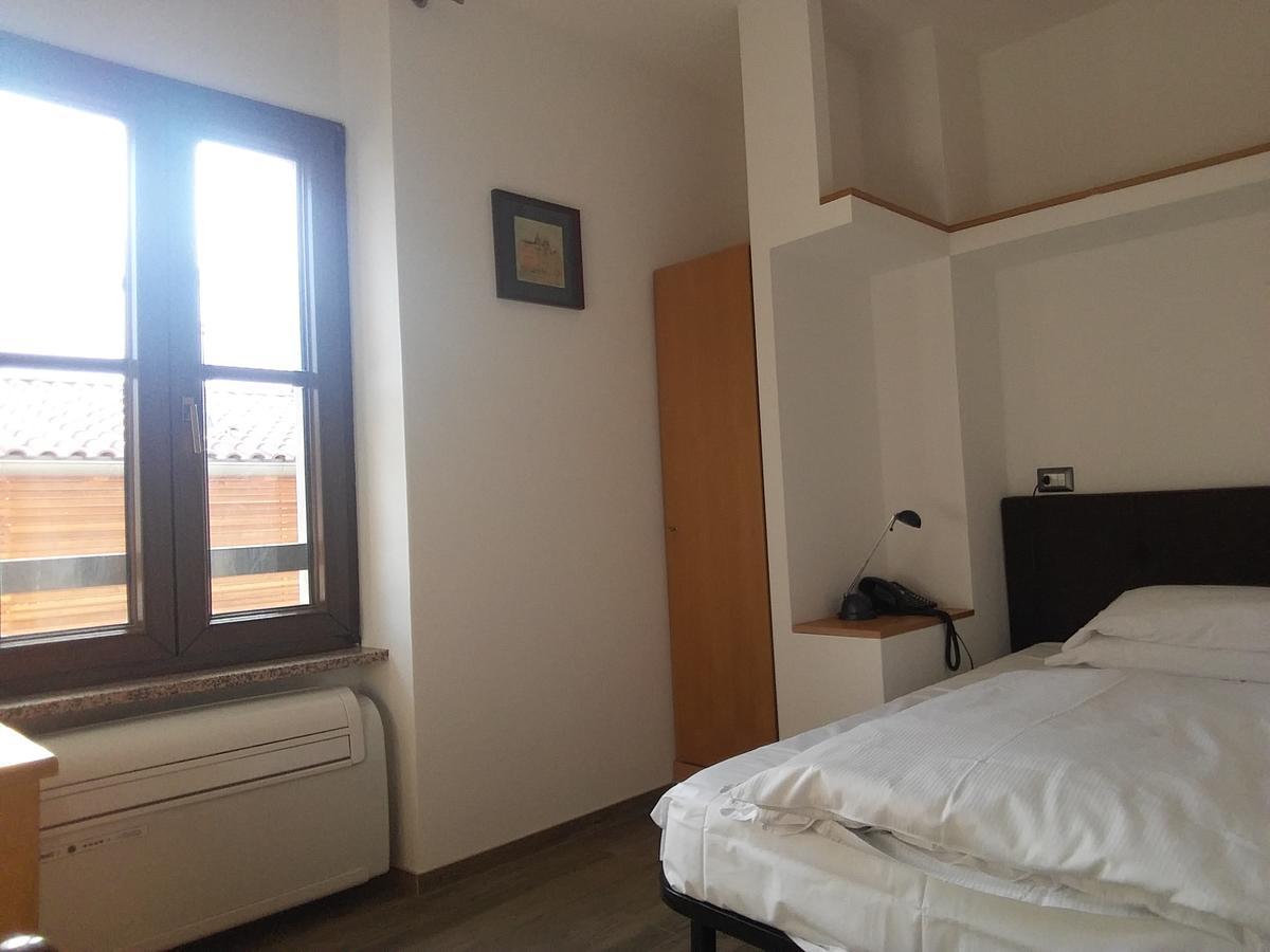 Hotel Sole Holiday อาร์โก ภายนอก รูปภาพ